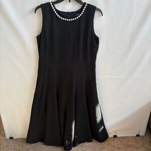 Chadwicks Elegant Black Midi Dress with Pearl Accents. Size 8 Tall  INV25/326